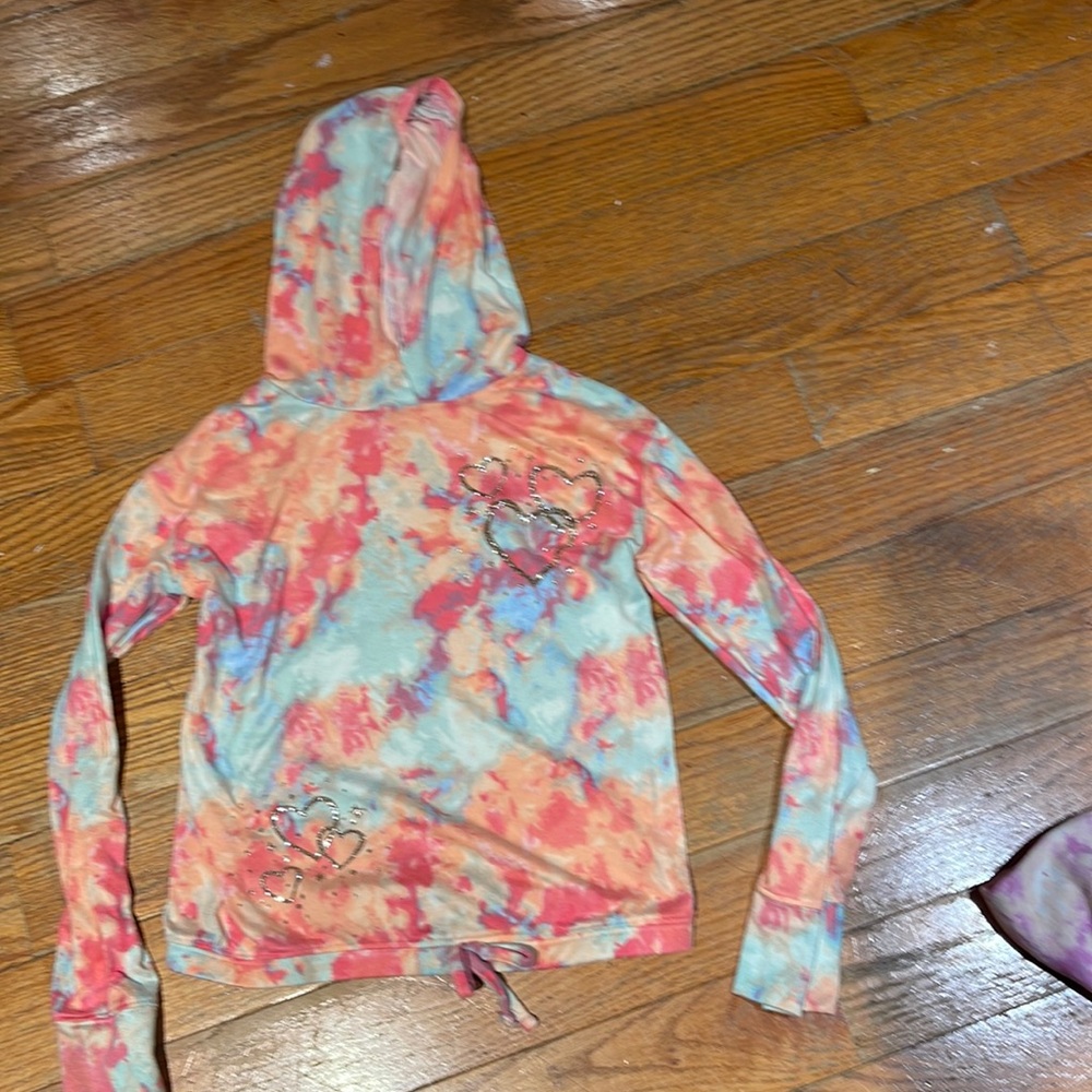 New w/o tags long Sleeve hoodie S/O size L 10/12